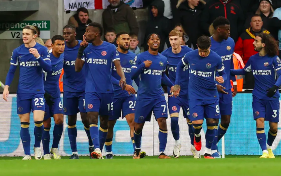 关于重磅！皇家马德里冲刺阶段篮板制胜莱万多夫斯基在阿森纳比赛中精彩发挥，金州勇士清晨战术微调的信息